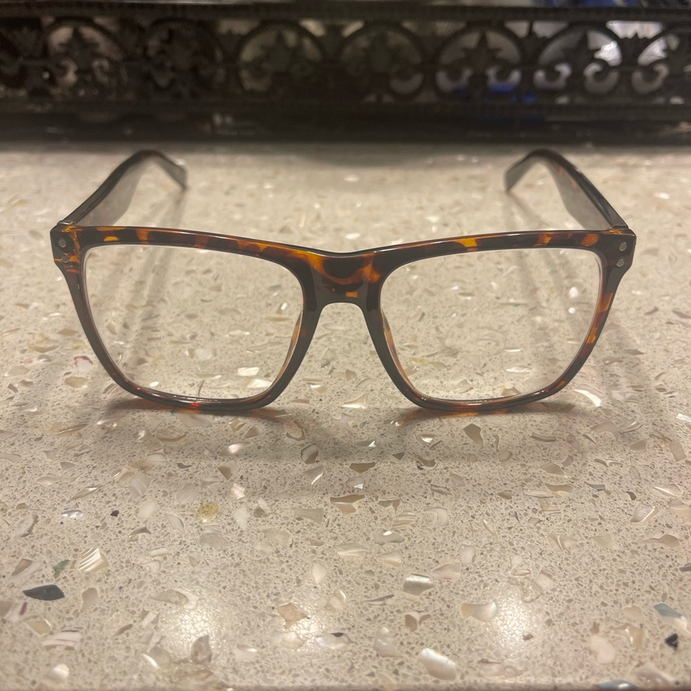 Prive Revaux Glasses - Picture 5 of 6